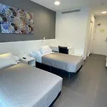 Hotel C31 2*