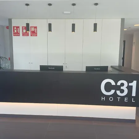 C31 فندق كاستيلديفيلس