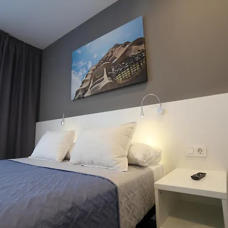 Hotel C31 2*